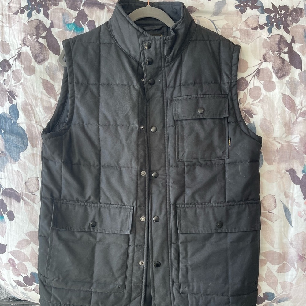 Men's Burton Black Quilted Vest